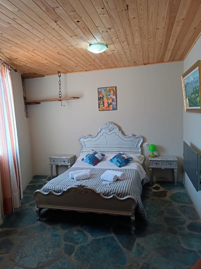 Pension Y Albergue Matias Locanda Sarria Esterno foto