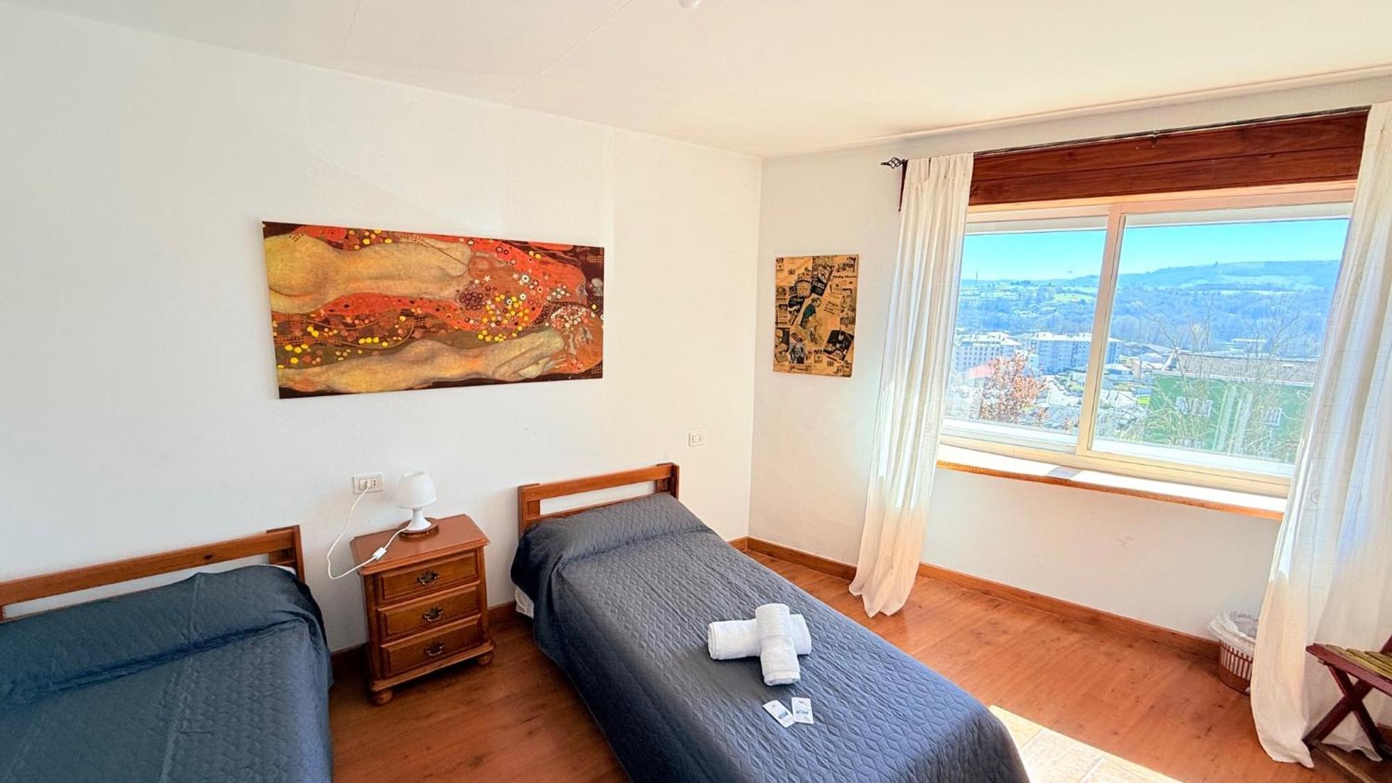 Pension Y Albergue Matias Locanda Sarria Esterno foto